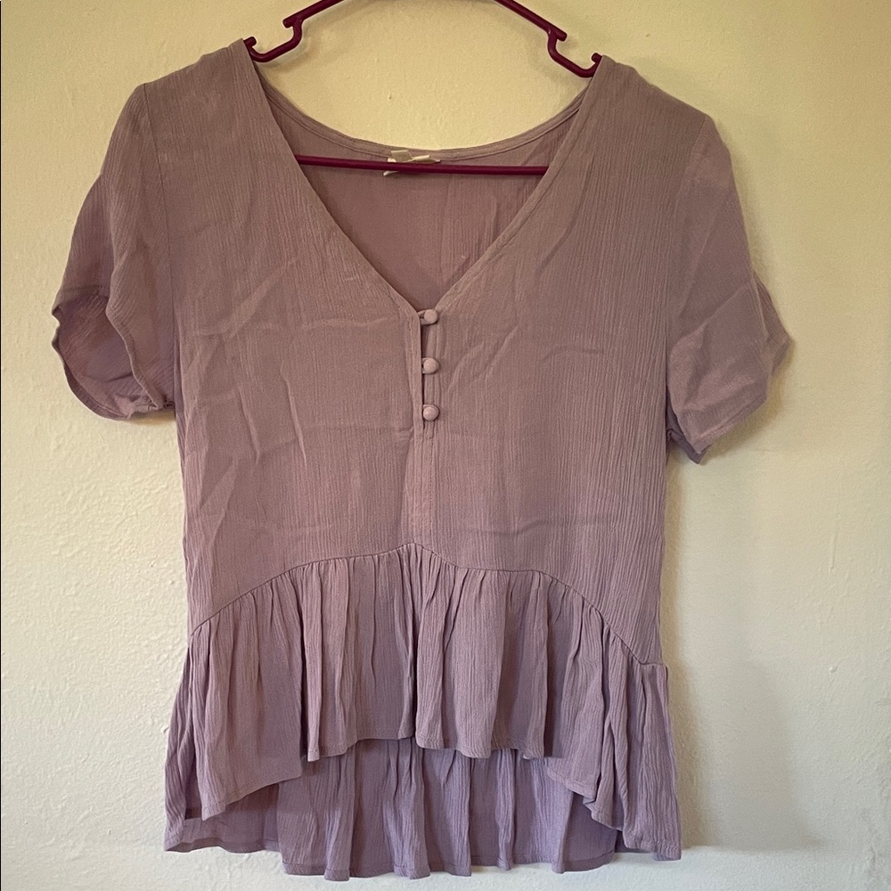 h.i.p. Mauve Button-Front Ruffle Blouse